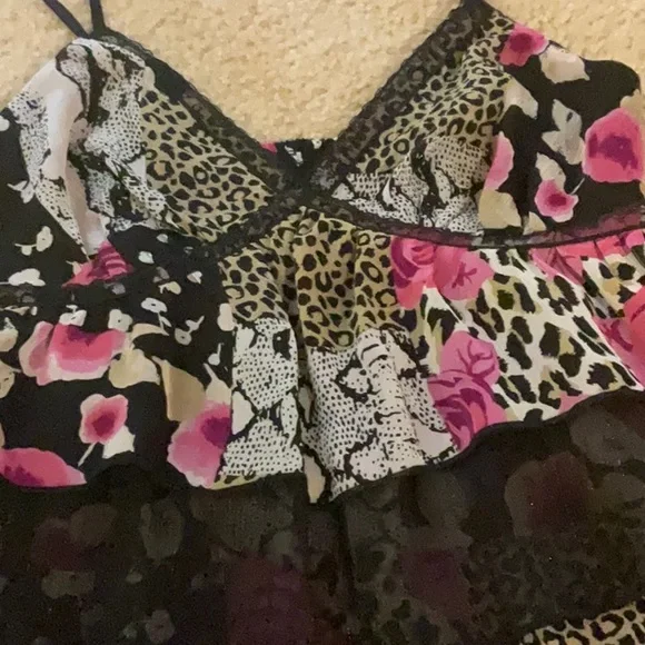 Express Tiered Camisole - Picture 2 of 3